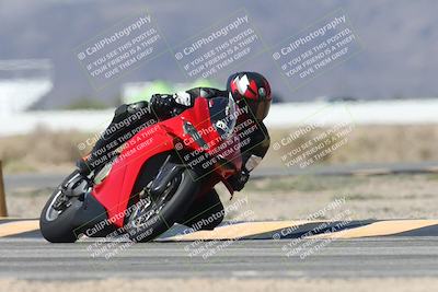 media/Oct-02-2025-Racers Edge (Thu) [[2c91cb6ab3]]/2-A Group/Session 3-Turn 4 Part 2 (1145am)/